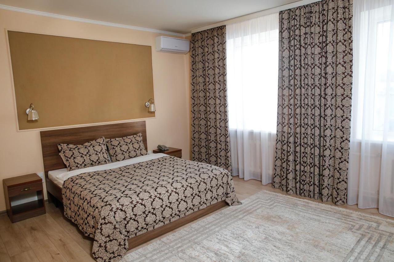 Hotel Nurtau Pavlodar Exterior foto